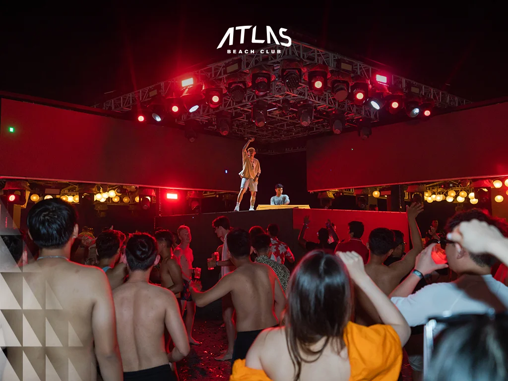 Best nightlife for socializing, meeting new people in Bali, vibrant club environment. Atlas Super Club provides a lively social setting where guests can connect and enjoy the ultimate nightlife experience.