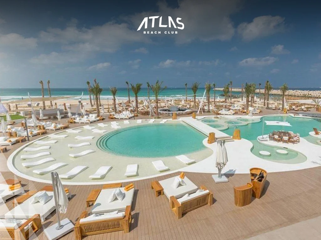 Sunset dining at Purobeach, rooftop beachfront dining, luxury dining in Dubai.