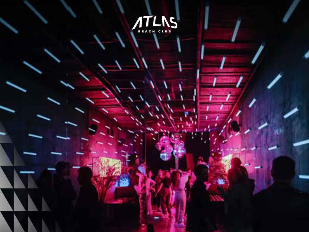 Explore convenient transportation options to reach the best music events in Canggu. Canggu transport options, Bali ride-hailing, event travel tips.