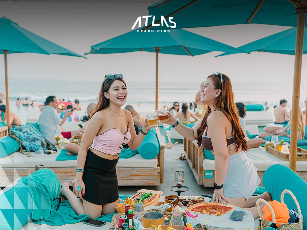 Bali dining spots, best bars near events, food recommendations.