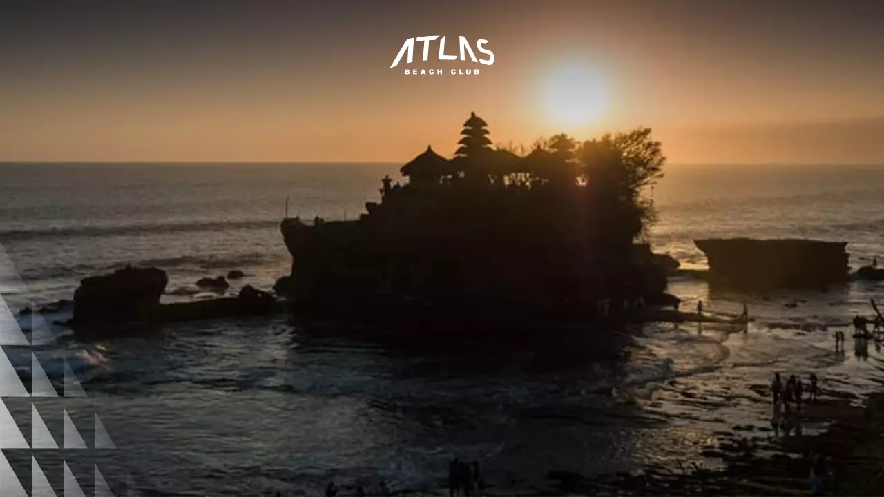 News - Golden Hour Magic: Top Bali Beaches for Stunning Family Sunsets - World's Biggest Beach Club & Super Club in Bali | Atlas Beach Fest